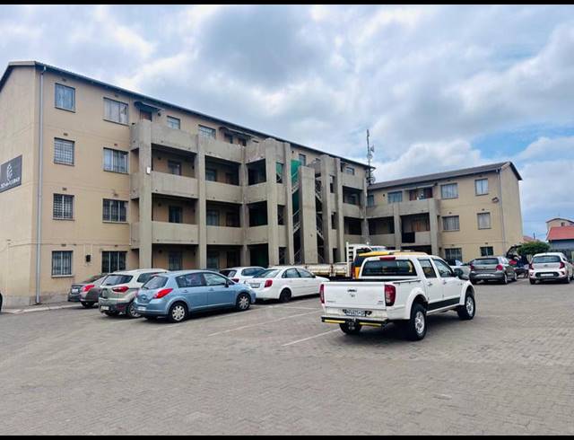 2 BEDROOM PROPERTY TO RENT IN FLEURHOF